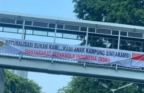 Bóng đá Indonesia 'chia rẽ' vì nhập tịch ồ ạt - Ảnh 1.