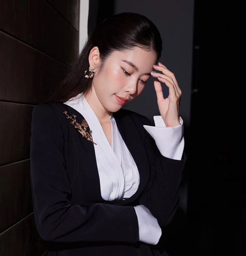 Nam Em làm đại sứ truyền cảm hứng cho Hồi ký thời trang bị phản ứng - Ảnh 2. Nam Em làm đại sứ truyền thông và cảm hứng cho Hồi ký thời trang bị phản ứng - Ảnh 2.
