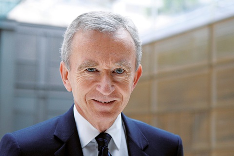 Tỉ phú Pháp Bernard Arnault mua lại tạp chí Paris Match - Ảnh 1.