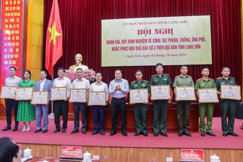 Chủ tịch tỉnh Lạng Sơn nói về chuyện ‘tiền có nhưng không tiêu được’ sau lũ - Ảnh 2. Chủ tịch tỉnh Lạng Sơn nói về chuyện ‘tiền có nhưng không tiêu được’ sau lũ - Ảnh 2.
