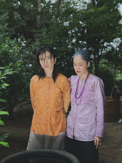 Dương Cẩm Lynh trấn nước Kim Tuyến, đánh Thúy Diễm sưng mặt trên phim trường - Ảnh 3.