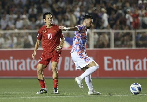 Ông Philippe Troussier tri ân ngày Văn Quyết giả từ tuyển Việt Nam - Ảnh 1. HLV Philippe Troussier: Văn Quyết hội tụ năng lực của cầu thủ tấn công toàn diện - Ảnh 1.