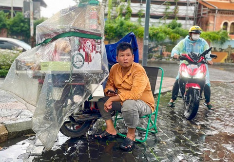 - Ảnh 4. Đời thường dung dị ở trung tâm TP.HCM qua ống kính của sinh viên Trường đại học Nguyễn Tất Thành - Ảnh 3.
