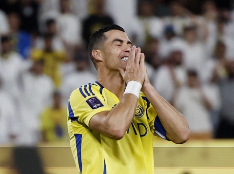 Ronaldo thua trắng ở giải Cầu thủ xuất sắc nhất châu Á 2024 - Ảnh 1.