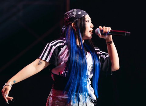 Rap Việt: HIEUTHUHAi có đủ tầm để làm giám khảo ư? - Ảnh 4. HIEUTHUHAI làm giám khảo Rap Việt: Xứng đáng hay Hiếu đang bị vắt kiệt sức? - Ảnh 4.