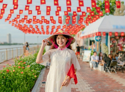 Trình Thủ tướng nghỉ Tết 9 ngày, nhiều người vẫn mong nghỉ thêm - Ảnh 2. Trình Thủ tướng nghỉ Tết 9 ngày, nhiều người vẫn mong nghỉ thêm - Ảnh 2.