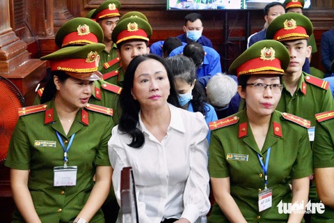 Bà Trương Mỹ Lan tiếp tục ra tòa vụ Vạn Thịnh Phát giai đoạn 1 ngày 4-11 - Ảnh 1. Sắp xử phúc thẩm Vạn Thịnh Phát giai đoạn 1, xem xét kháng cáo mức án tử hình của bà Trương Mỹ Lan - Ảnh 1.