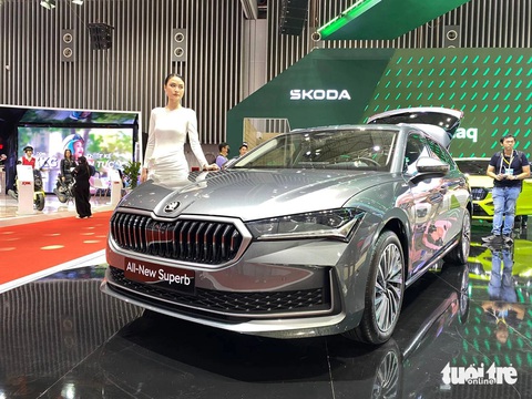 Skoda chào sân VMS bằng 5 xe mới ra mắt, dàn trải đủ mọi phân khúc, chưa công bố giá- Ảnh 18. Skoda tung nhiều xe mới nhất ở Vietnam Motor Show 2024, có cả xe điện, chưa công bố giá bán - Ảnh 16.