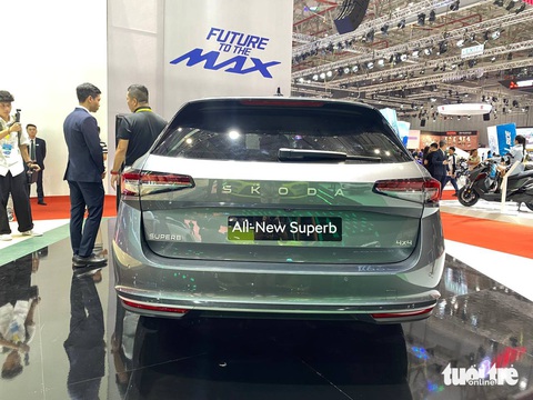 Skoda chào sân VMS bằng 5 xe mới ra mắt, dàn trải đủ mọi phân khúc, chưa công bố giá- Ảnh 20. Skoda tung 5 xe mới ở Vietnam Motor Show 2024, có cả xe điện, chưa có giá bán - Ảnh 20.