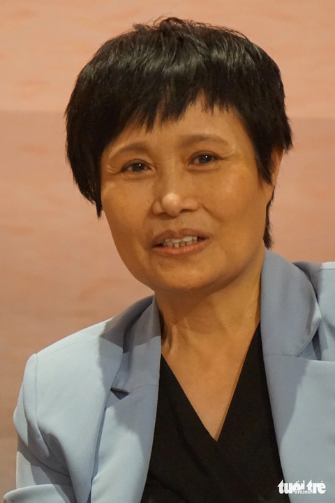 ‘Gia đình có bốn chị em gái’ bóc trần những tệ hại trong đời sống đương đại - Ảnh 5. ‘Gia đình có bốn chị em gái’ bóc trần những tệ hại trong đời sống đương đại - Ảnh 2.