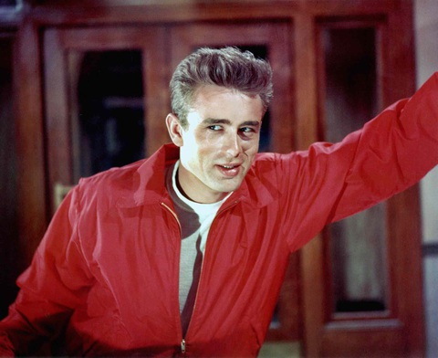 Cố diễn viên James Dean qua đời gần 70 năm, vẫn là người đàn ông quyến rũ nhất mọi thời đại - Ảnh 1. Cố diễn viên James Dean qua đời gần 70 năm, vẫn là người đàn ông quyến rũ nhất mọi thời đại - Ảnh 1.