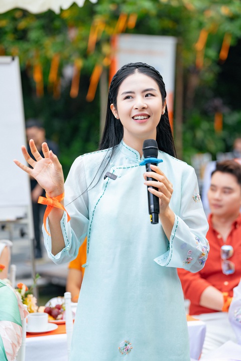 Ca sĩ Đoan Trang và nghệ sĩ Việt kêu gọi chung tay xóa bỏ bạo lực với phụ nữ và trẻ em - Ảnh 5. Đoan Trang cùng dàn nghệ sĩ Việt nói không với bạo lực - Ảnh 5.