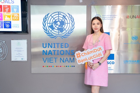 Ca sĩ Đoan Trang và nghệ sĩ Việt kêu gọi chung tay xóa bỏ bạo lực với phụ nữ và trẻ em - Ảnh 7. Đoan Trang cùng dàn nghệ sĩ Việt nói không với bạo lực - Ảnh 7.