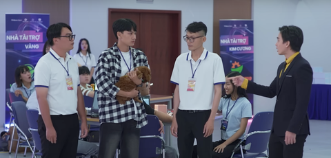 Tin tức giải trí 26-10: Bùi Lý Thiên Hương tố cuộc thi hoa hậu chèn ép; Captain Boy bị quấy rối - Ảnh 6. Tin tức giải trí 26-10: Bùi Lý Thiên Hương tố cuộc thi hoa hậu chèn ép; Captain Boy bị quấy rối - Ảnh 7.