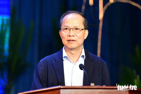 Tiếp sức đến trường SV Tây Nguyên: Vay tiền đi học chỉ dám ăn mì tôm 'không tin mình có học bổng' - Ảnh 6. Tiếp sức đến trường SV Tây Nguyên: Nữ sinh không cha mẹ muốn bán bánh quanh giảng đường kiếm sống - Ảnh 7.
