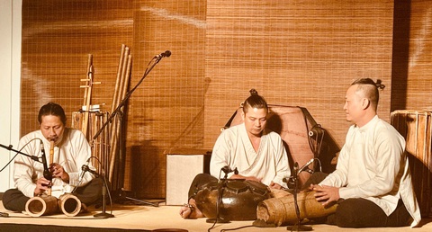 Nghe 'Kể chuyện nghìn năm' về những thanh âm nguyên bản từ tre và đất - Ảnh 1. Nghe 'Kể chuyện nghìn năm' về những thanh âm nguyên bản từ tre và đất - Ảnh 1.