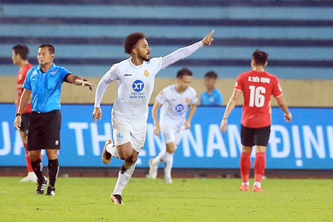 Nam Định - Công An Hà Nội (18h, 28-10, THTT FPT Play, VTV5): Nảy lửa tại Thiên Trường - Ảnh 1. Nam Định - Công An Hà Nội (18h, 28-10, THTT FPT Play, VTV5): Nảy lửa tại Thiên Trường - Ảnh 1.