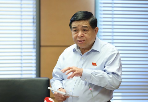 Bộ trưởng Nguyễn Chí Dũng: Đơn giản hóa, thuận lợi nhưng đúng quy định chứ không 'thả gà ra đuổi' - Ảnh 1.