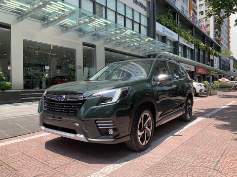 Tin tức giá xe: Subaru Forester giảm tới 230 triệu, đẩy mạnh dọn kho trước khi chuyển sang nhập Nhật - Ảnh 1.