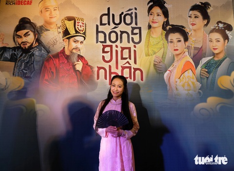 Hồng Ánh lần đầu vào vai Thúy Kiều - Ảnh 3. Hồng Ánh lần đầu vào vai Thúy Kiều - Ảnh 2.