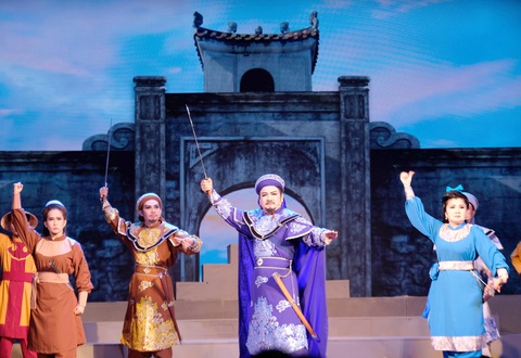 Khi đội ngũ soạn giả cải lương ngày càng teo tóp - Ảnh 1.