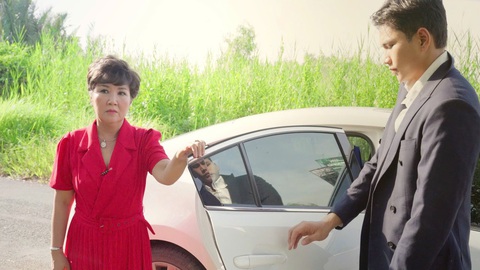 Sau vai diễn trong Hai muối, Minh Luân ra MV kỷ niệm 20 năm làm nghề - Ảnh 2. Sau vai diễn trong Hai muối, Minh Luân ra MV kỷ niệm 20 năm làm nghề - Ảnh 2.