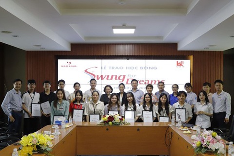 Nam Long trao 72 suất học bổng cho sinh viên tại TP.HCM - Ảnh 2.