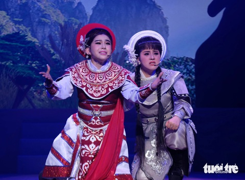 Bình Tinh vào vai sở trường đào võ trong Tây Sơn nữ tướng - Ảnh 6. Bình Tinh vào vai sở trường đào võ trong Tây Sơn nữ tướng - Ảnh 4.