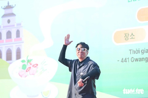 Ricky Star, Jang Song Ho 'bùng cháy', KTGRZ ONE nhảy See tình tại Vietnam Phở Festival 2024 - Ảnh 6. Ricky Star, Jang Song Ho 'bùng cháy', KTGRZ ONE nhảy See tình tại Vietnam Phở Festival 2024 - Ảnh 7.