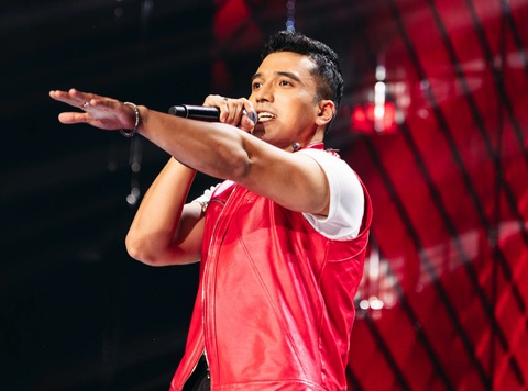 Thí sinh ‘xà nẹo dẹo dữ dằn’ và ‘răng hay rứa hè” trong Rap Việt - Ảnh 7. Thí sinh ‘xà nẹo dẹo dữ dằn’ và ‘răng hay rứa hè” trong Rap Việt - Ảnh 6.