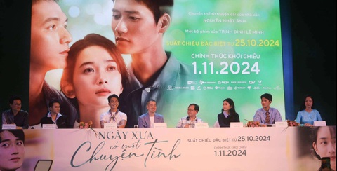 Nguyễn Nhật Ánh nói gì khi bị so sánh Ngày xưa có một chuyện tình và Mắt biếc? - Ảnh 2. Nguyễn Nhật Ánh nói gì khi bị so sánh Ngày xưa có một chuyện tình và Mắt biếc? - Ảnh 2.