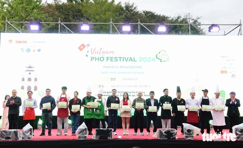 Vietnam Phở Festival tại Hàn Quốc khép lại với dấu ấn đậm nét - Ảnh 8. Vietnam Phở Festival tại Hàn Quốc khép lại với dấu ấn đậm nét - Ảnh 12.