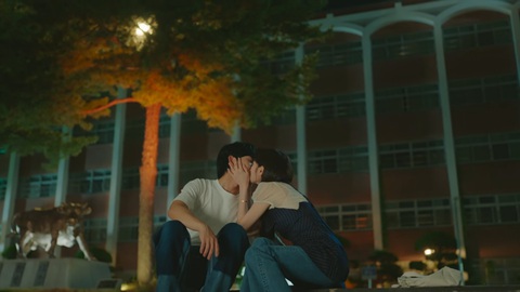 Top 2 bộ phim Hàn siêu hot, thống trị rating màn ảnh năm 2024 - Ảnh 2.