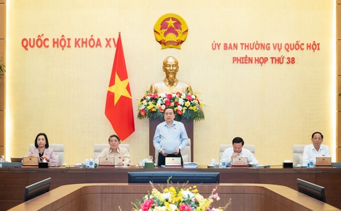 Chủ tịch Quốc hội: 'Tháo gỡ các khó khăn, vướng mắc, ách tắc trong phát triển kinh tế - xã hội' - Ảnh 3.