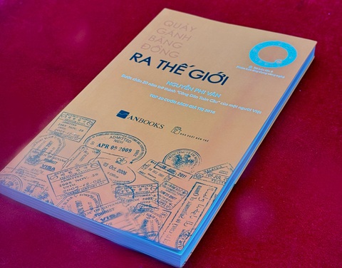 'Quảy gánh băng đồng ra thế giới' lọt top 10 sách hay do doanh nhân Việt viết - Ảnh 3. 'Quảy gánh băng đồng ra thế giới' lọt top 10 sách hay do doanh nhân Việt viết 2024 - Ảnh 3.