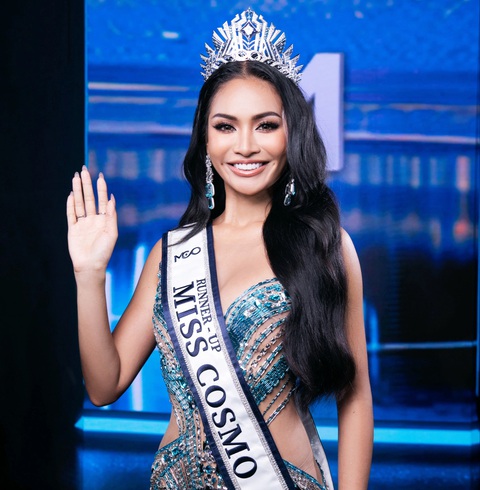 Cận cảnh nhan sắc top 2 đầu tiên trong lịch sử Miss Cosmo - Ảnh 3. Cận cảnh nhan sắc top 2 đầu tiên trong lịch sử Miss Cosmo - Ảnh 4.
