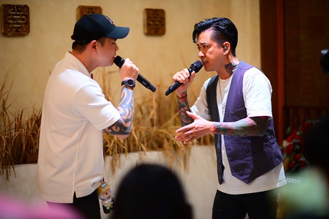 Sau live show gây quỹ giúp miền Bắc, Tuấn Hưng tổ chức họp fan tại TP.HCM - Ảnh 3. Sau live show gây quỹ giúp miền Bắc, Tuấn Hưng tổ chức họp fan tại TP.HCM - Ảnh 3.
