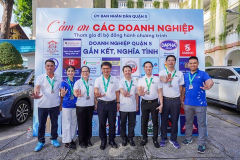 Ấn định ngày tổ chức Chương trình đi bộ vinh danh doanh nghiệp của quận 5 - Ảnh 1. Ấn định ngày tổ chức Chương trình đi bộ vinh danh doanh nghiệp của quận 5 - Ảnh 2.
