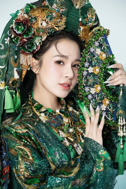 Hé lộ Trang phục dân tộc của á hậu Đỗ Hà Trang tại Hoa hậu Hoàn cầu 2024 - Ảnh 4. Hé lộ trang phục dân tộc của á hậu Đỗ Hà Trang tại Hoa hậu Hoàn cầu 2024 - Ảnh 4.