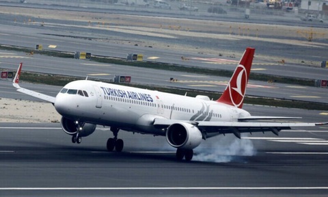 Phi công đột tử khi đang bay, máy bay Turkish Airlines hạ cánh khẩn cấp - Ảnh 1. Phi công đột tử khi đang bay, máy bay phải hạ cánh khẩn cấp - Ảnh 1.