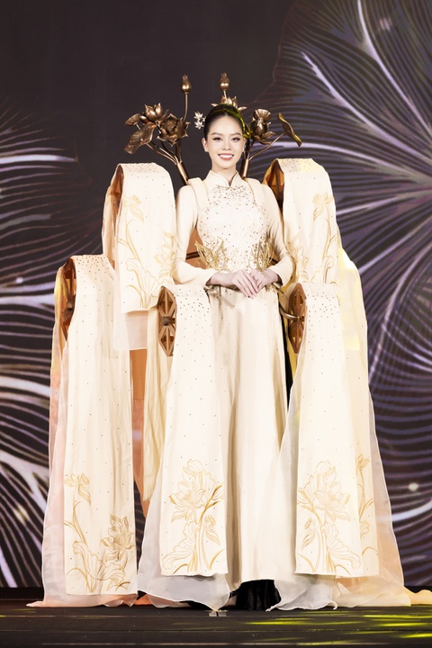 Là Hoa hậu Việt Nam đầu tiên thi Miss International 2024, Huỳnh Thị Thanh Thủy nói gì? - Ảnh 2.