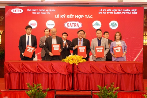 Trung tâm thương mại đầu tiên của quận 6 có gì? - Ảnh 1.