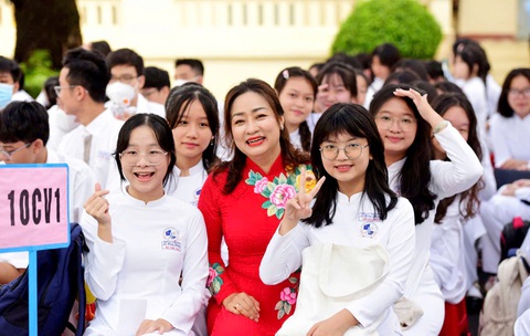 Tạo chính sách đột phá cho nhà giáo - Ảnh 1. Tạo chính sách đột phá cho nhà giáo - Ảnh 1.