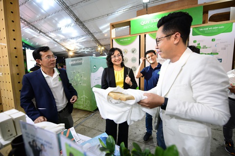Khép lại ngày hội Việt Nam xanh, trao giải Tuổi Trẻ Start-up Award 2024 và Tái tạo xanh - Ảnh 2. Khép lại ngày hội Việt Nam xanh, trao giải Tuổi Trẻ Start-up Award 2024 và Tái tạo xanh - Ảnh 2.