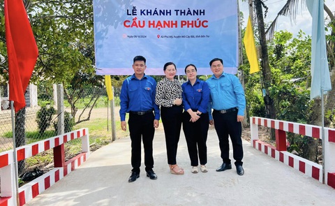 Trương Văn Vũ: Vượt qua bệnh hiểm nghèo nhờ làm từ thiện - Ảnh 1. Trương Văn Vũ: Vượt qua bệnh hiểm nghèo nhờ làm từ thiện - Ảnh 1.
