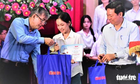 Cây cầu chắp cánh ước mơ - Ảnh 1. Cây cầu chắp cánh ước mơ - Ảnh 1.