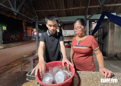 Tài 'hiếu thảo' đậu Đại học Nông Lâm TP.HCM - Ảnh 5.