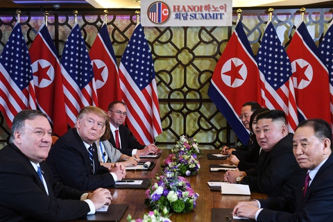 Reuters: Đội ngũ của ông Trump cân nhắc đối thoại trực tiếp với ông Kim Jong Un - Ảnh 1. Reuters: Đội ngũ ông Trump bàn thảo khả năng đối thoại với ông Kim Jong Un - Ảnh 1.