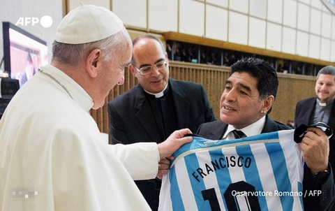 Giáo hoàng Francis tưởng nhớ Maradona trong lời cầu nguyện - Ảnh 1. Giáo hoàng Francis tưởng nhớ Maradona trong lời cầu nguyện - Ảnh 1.