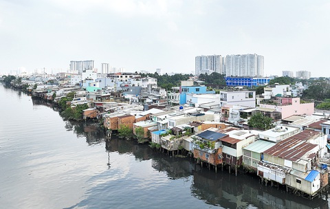 TP.HCM muốn an cư cho 48.000 hộ dân - Ảnh 2. TP.HCM muốn an cư cho 48.000 hộ dân - Ảnh 2.